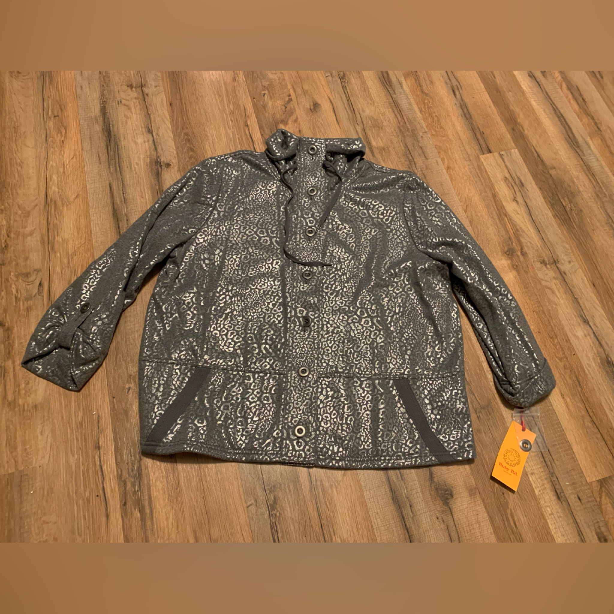 Nwt Ruby Red Silver & Grey Button Up Jacket
